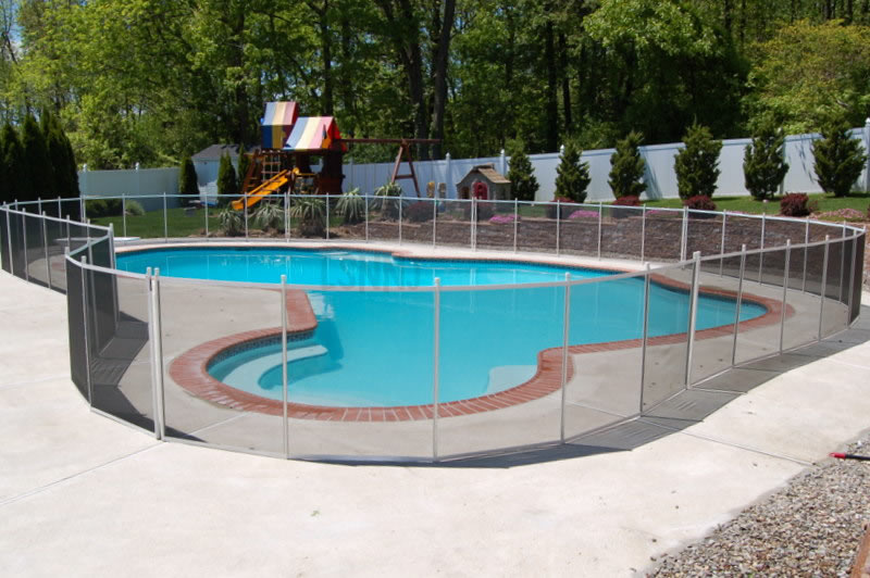 pool-fences