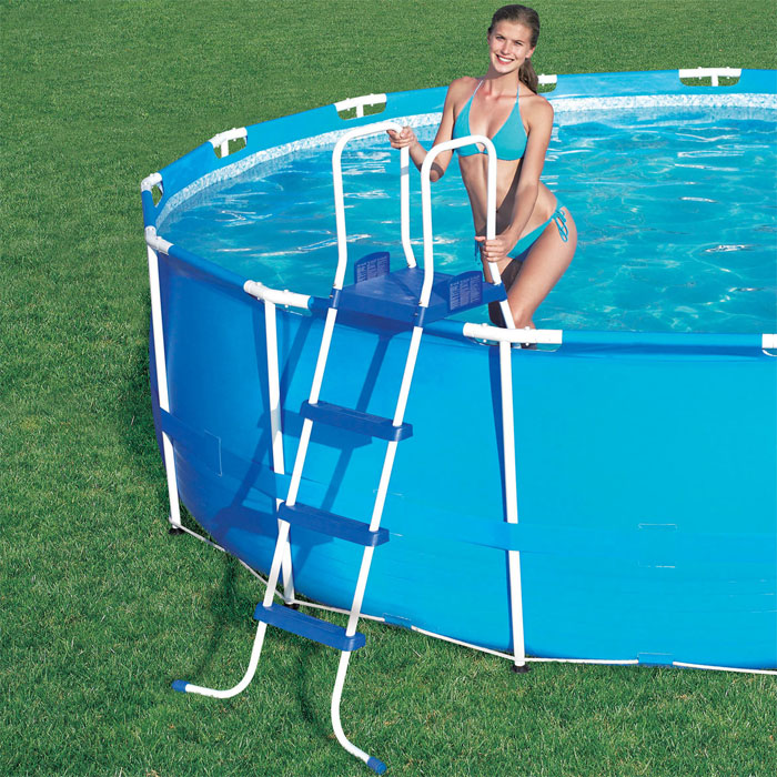 swimming-pool-ladders