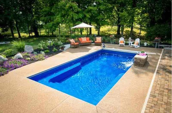 in-ground-fiberglass-pool